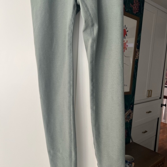 Beyond yoga Spacedye At Your Leisure High Waisted Midi Legging - Picture 2 of 9